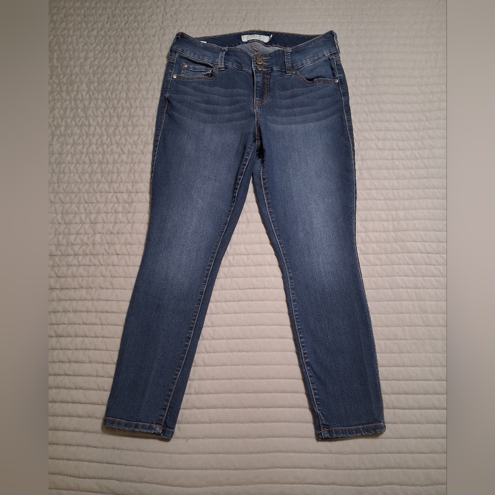 Torrid Denim Jean Jeggings Skinny 3 Button Zip Fly Mid Rise Women's Size 12